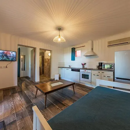 Lägenhetshotell Royal Palm Porto-Vecchio (Corsica)