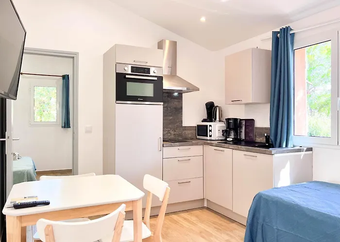 Aparthotel Royal Palm 3*