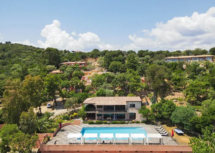 Aparthotel Royal Palm 3*